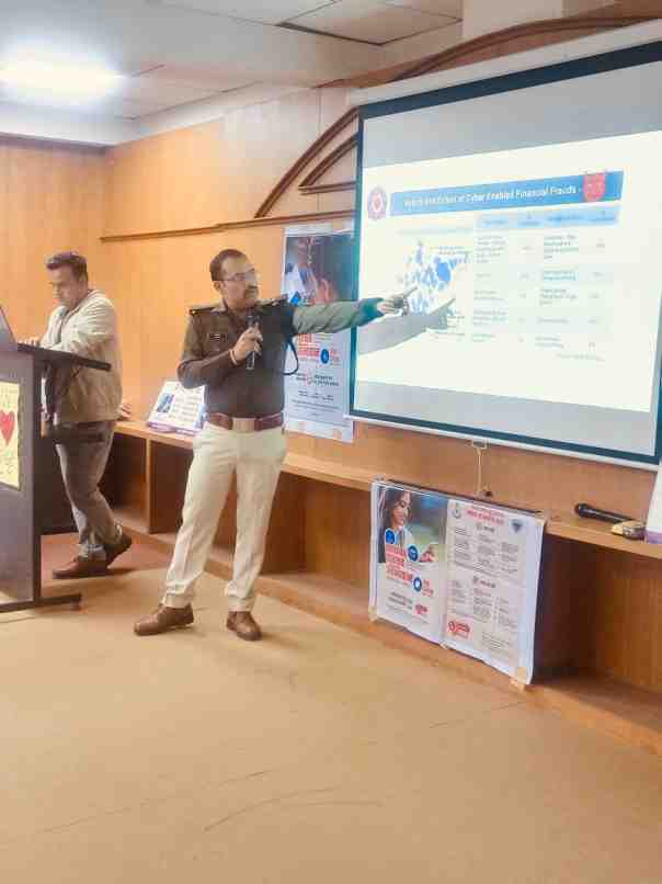 अतिरिक्त पुलिस उपायुक्त आलोक शर्मा 