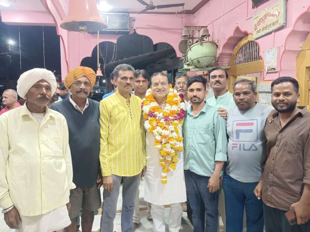 जिला अध्यक्ष परवाल को जन्मदिन की बधाई व शुभकामनाएं