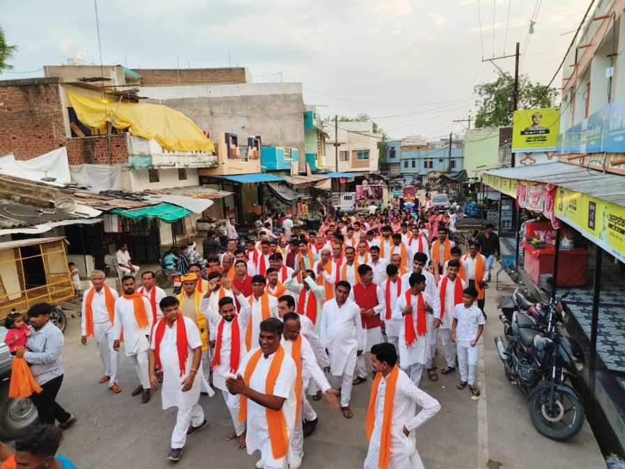 महेश नवमी महोत्सव पर माहेश्वरी समाज ने निकाली भव्य प्रभात फेरी और चल समारोह, विविध कार्यक्रमों से गूंजा चारभुजा धाम