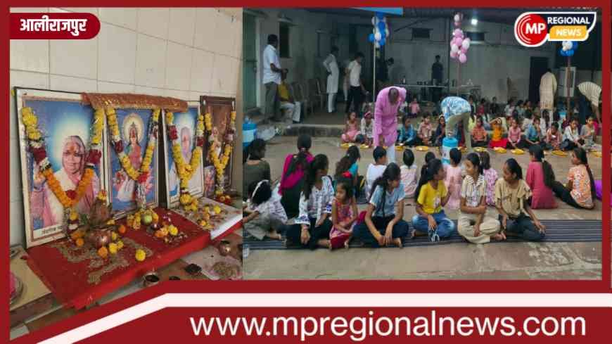 नवरात्रि पर्व पर गायत्री प्रज्ञा मंडल ने किया नौ दिवसीय गायत्री यज्ञ, 250 कन्याओं ने किया कन्या भोज
