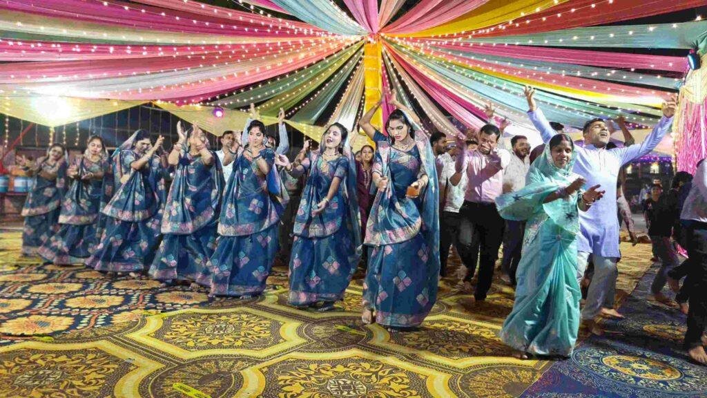 खट्टाली में शारदीय नवरात्र महोत्सव की धूम; चौथे दिन गरबा-डांडिया पर झूमे श्रद्धालु; बिजली कटौती से ग्रामीण परेशान